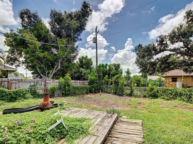 355 TRINITY ROAD, Venice, FL 34293