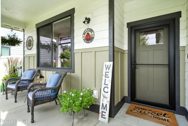 206 Rimrock Ct, Priest River, ID 83856