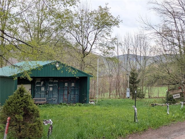 659 West Highland Road, Stamford, NY 13788