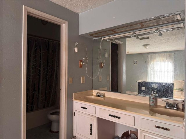 16214 Deer Lick Drive, Houston, TX 77090