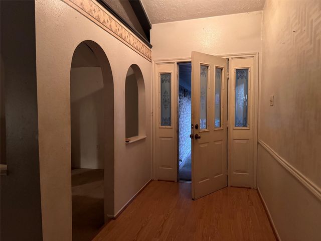 16214 Deer Lick Drive, Houston, TX 77090