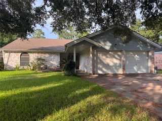 16214 Deer Lick Drive, Houston, TX 77090