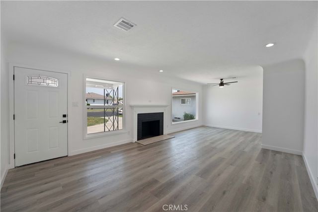 1233 Oakhurst Drive, San Bernardino, CA 92404