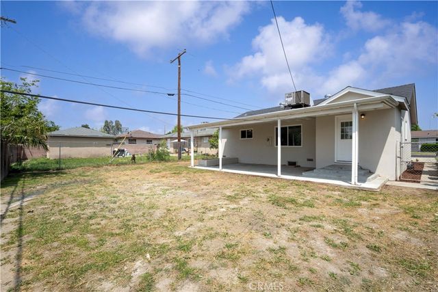 1233 Oakhurst Drive, San Bernardino, CA 92404