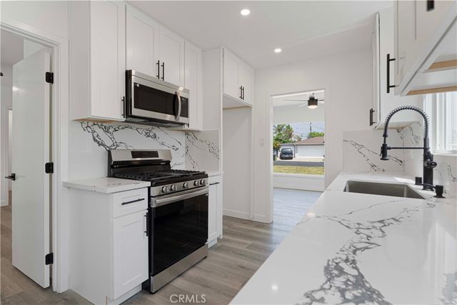 1233 Oakhurst Drive, San Bernardino, CA 92404