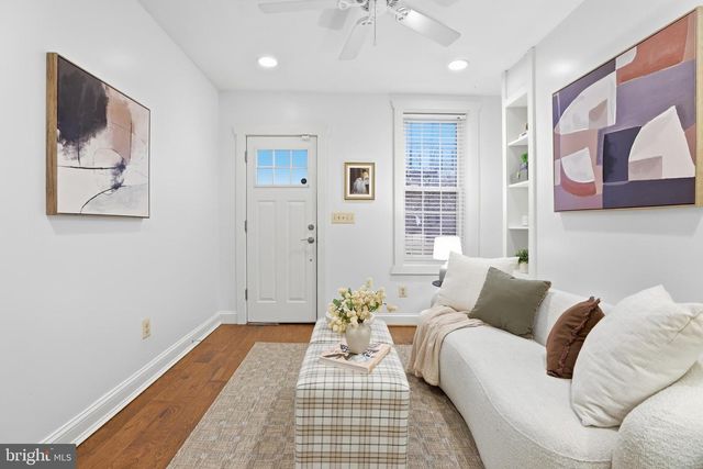 2736 FOX ST, Baltimore, MD 21211