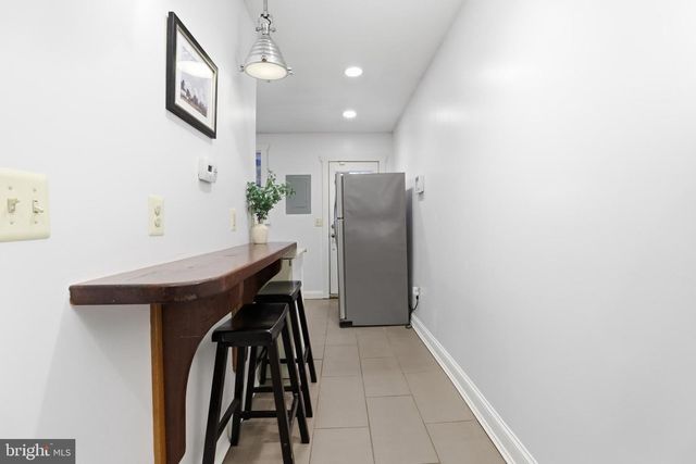 2736 FOX ST, Baltimore, MD 21211