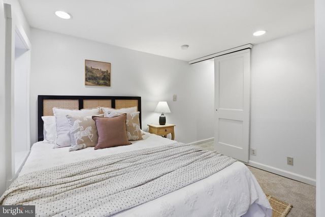 2736 FOX ST, Baltimore, MD 21211