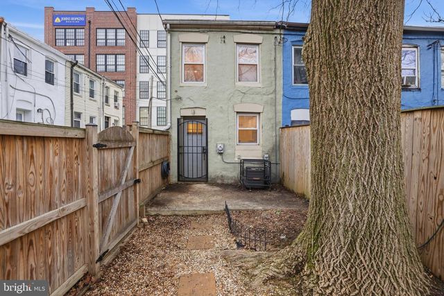 2736 FOX ST, Baltimore, MD 21211