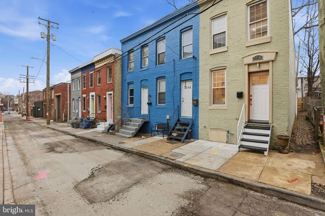 2736 FOX ST, Baltimore, MD 21211