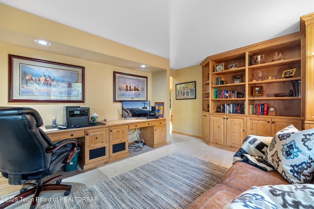 3035 N WHITE PINE Lane, Wilson, WY 83014 photo 19