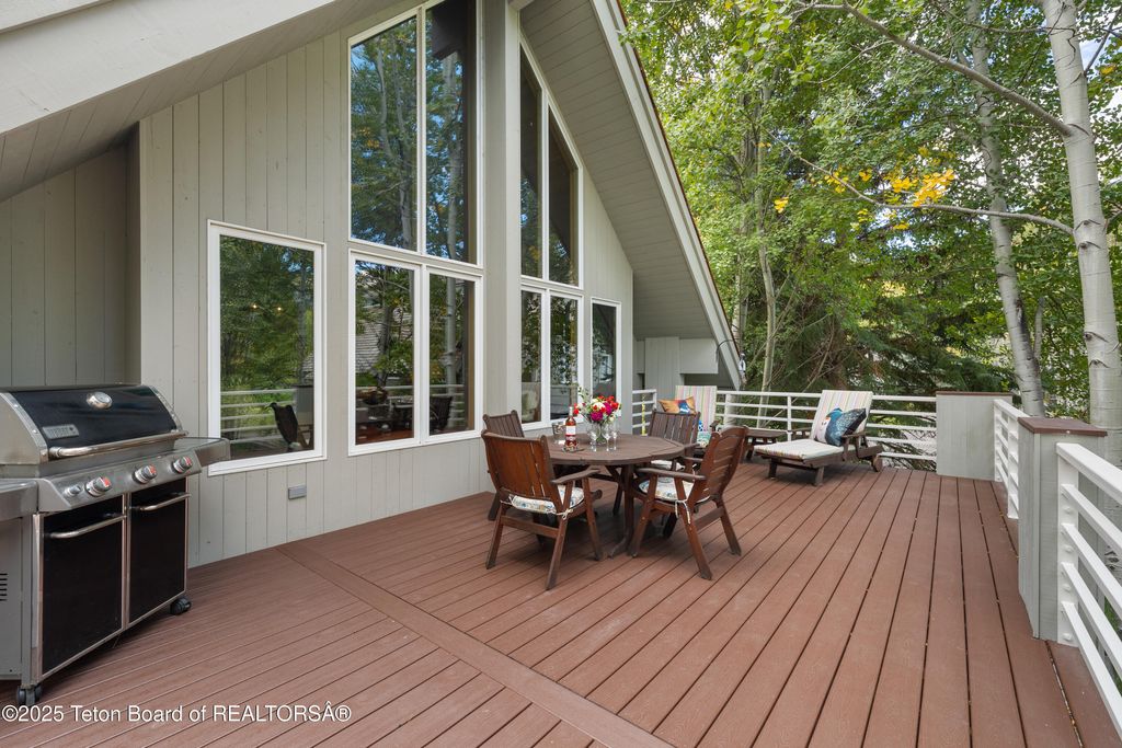 3035 N WHITE PINE Lane, Wilson, WY 83014 photo 32