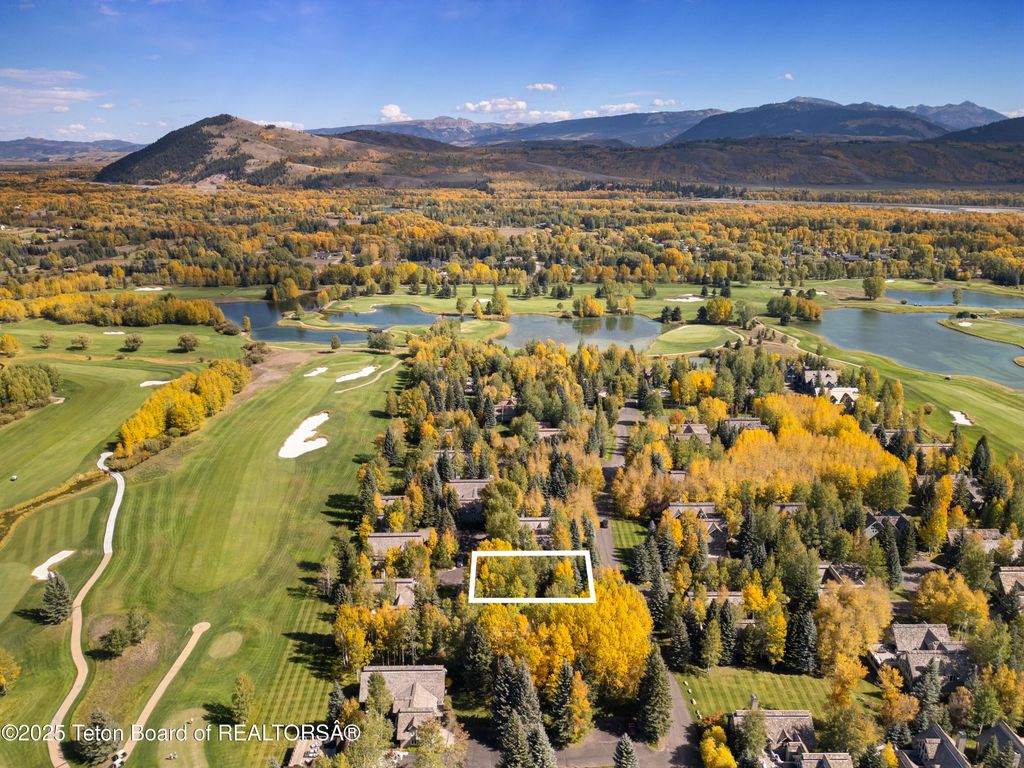 3035 N WHITE PINE Lane, Wilson, WY 83014 photo 41