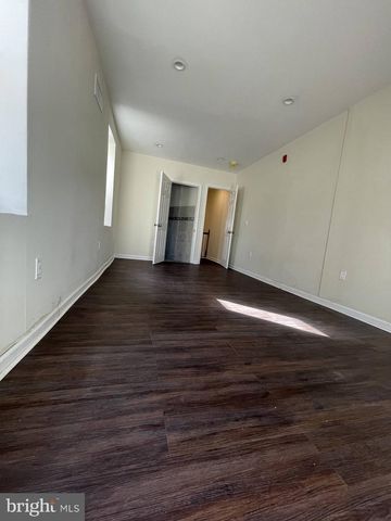 2003 S 7TH ST, Philadelphia, PA 19148