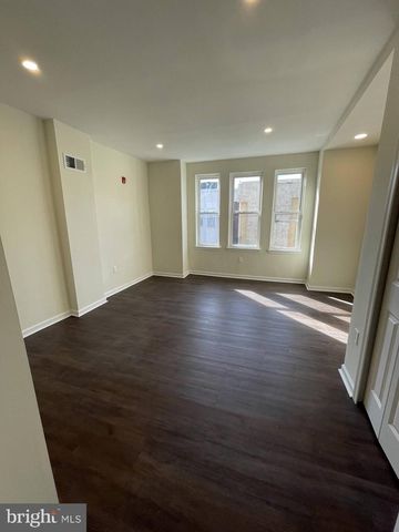 2003 S 7TH ST, Philadelphia, PA 19148