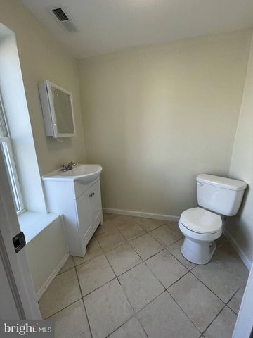 2003 S 7TH ST, Philadelphia, PA 19148