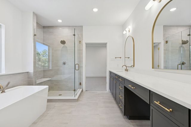 452 Waters Edge Drive 823, Hickory Creek, TX 75065
