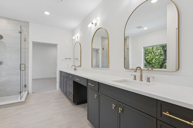 452 Waters Edge Drive 823, Hickory Creek, TX 75065