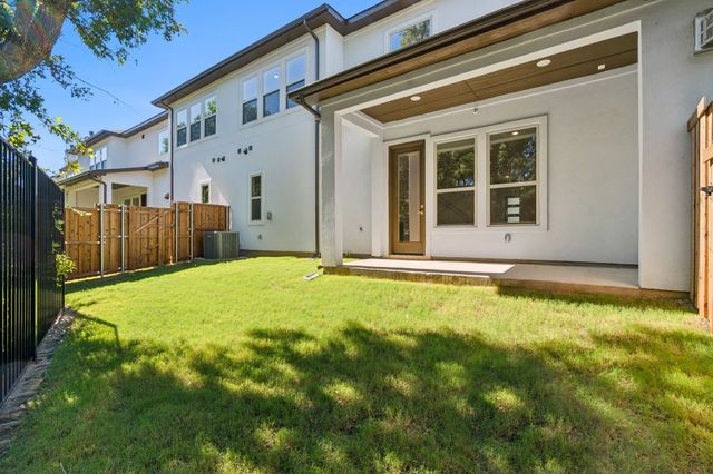 452 Waters Edge Drive 823, Hickory Creek, TX 75065