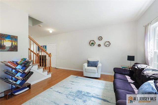 258 Pinelli Drive 258, Piscataway, NJ 08854