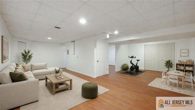 258 Pinelli Drive 258, Piscataway, NJ 08854