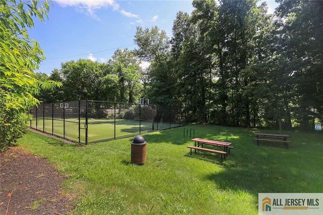 258 Pinelli Drive 258, Piscataway, NJ 08854