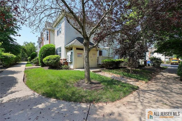 258 Pinelli Drive 258, Piscataway, NJ 08854