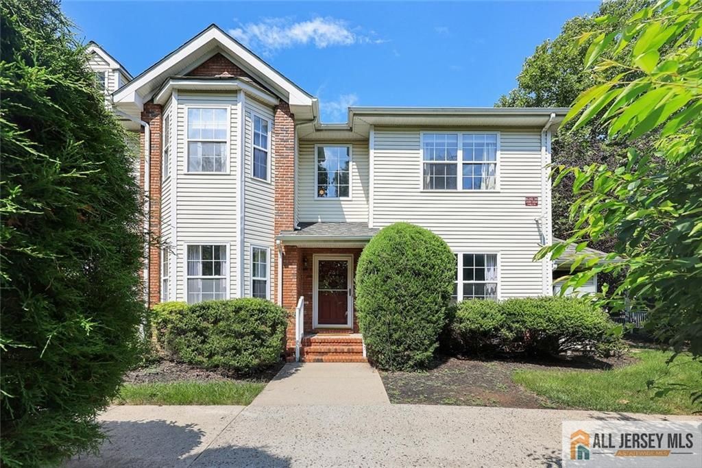 258 Pinelli Drive 258, Piscataway, NJ 08854