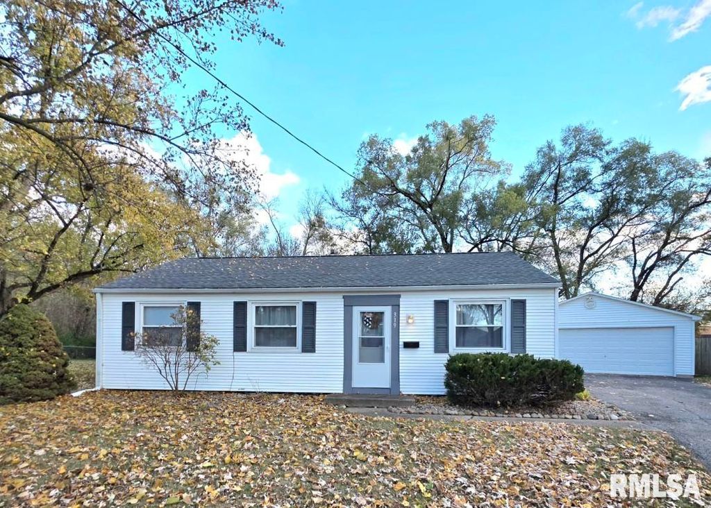 319 Saint Clair Drive, Marquette Heights, IL 61554