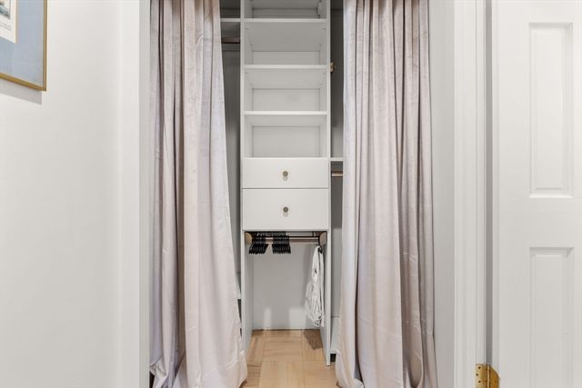 27 Bowdoin 1C, Boston, MA 02114