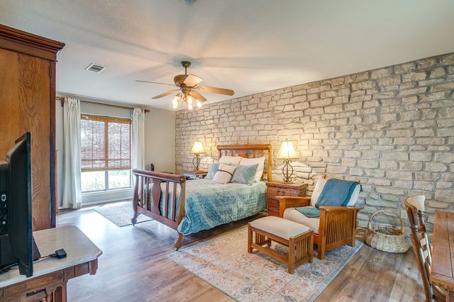 8918 Bellechase Road, Granbury, TX 76049