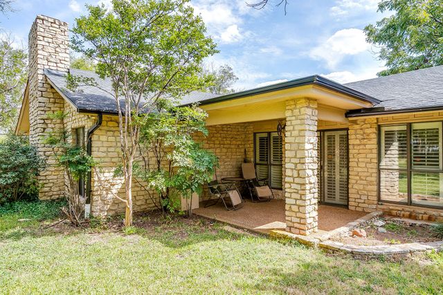 8918 Bellechase Road, Granbury, TX 76049