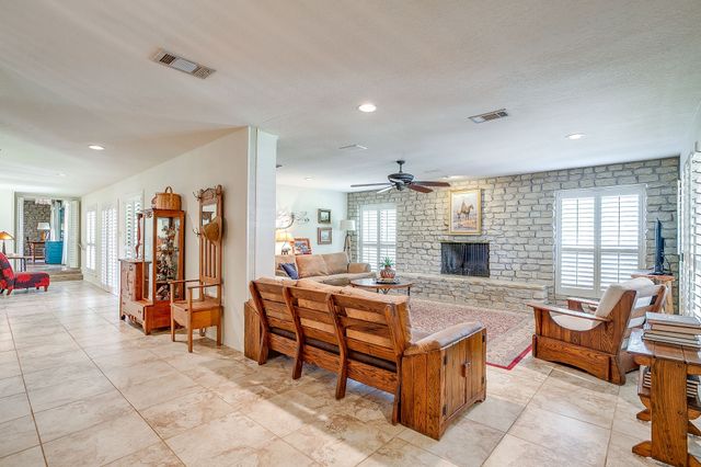 8918 Bellechase Road, Granbury, TX 76049