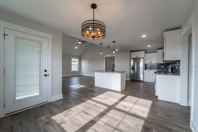 807 Mohawk Drive, Richmond, KY 40475