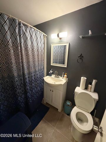 2184 Alice Drive, Biloxi, MS 39531