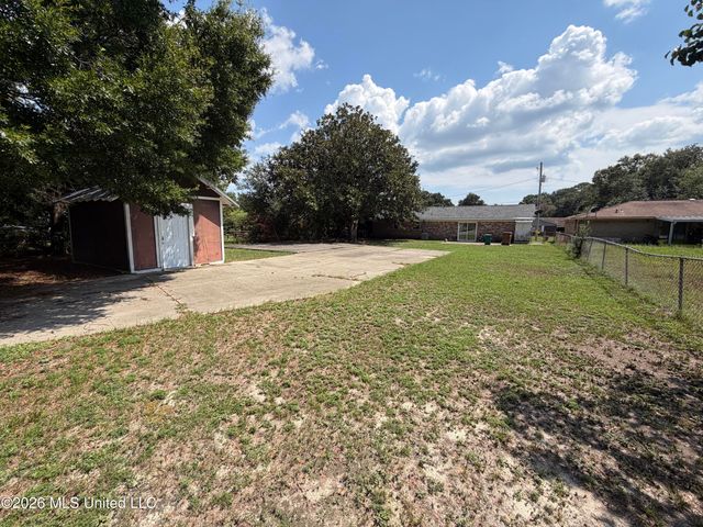 2184 Alice Drive, Biloxi, MS 39531