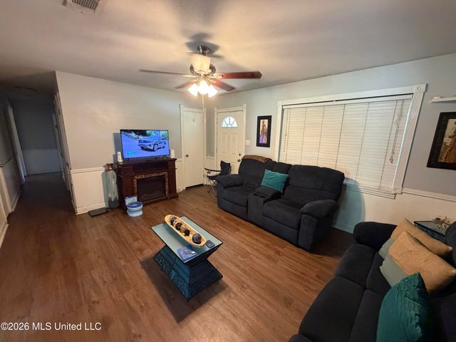 2184 Alice Drive, Biloxi, MS 39531