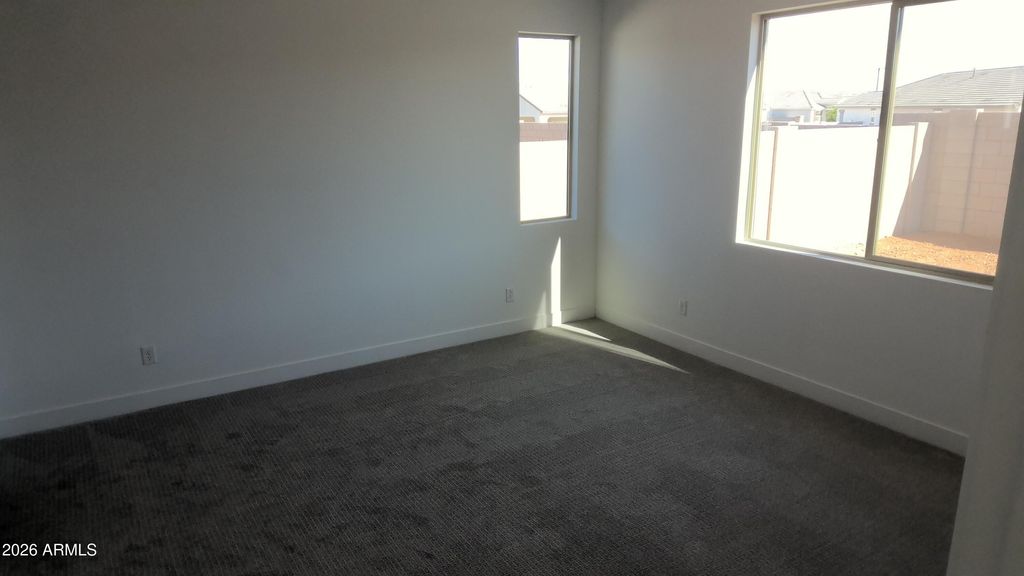 Image 20 of property listing at 15209 W GRAY FOX Trail, Surprise, AZ 85387