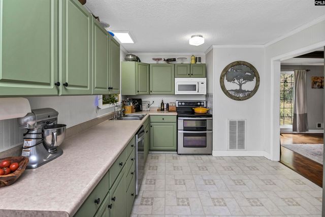 2305 Johnson Marina Road, Chapin, SC 29036