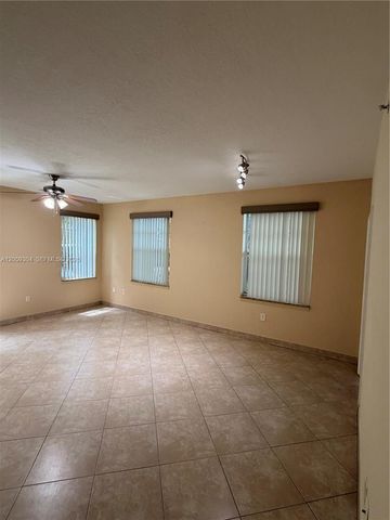 6640 W Sample Rd 6640, Coral Springs, FL 33067