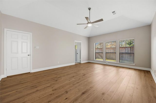 3203 Village Falls Court, Kingwood, TX 77339