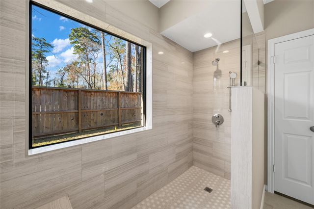 3203 Village Falls Court, Kingwood, TX 77339