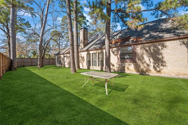 3203 Village Falls Court, Kingwood, TX 77339