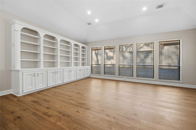 3203 Village Falls Court, Kingwood, TX 77339