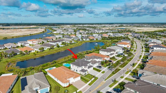 12143 Waterstone Circle, Palm Beach Gardens, FL 33412