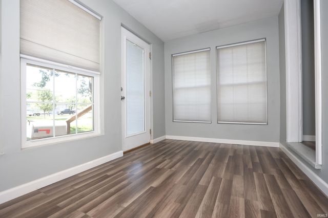 2016 E Riverside Drive, Evansville, IN 47714