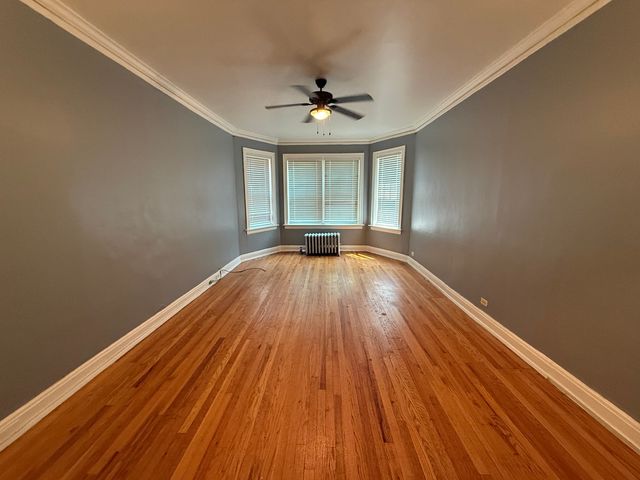 120 S Austin Boulevard B, Oak Park, IL 60304