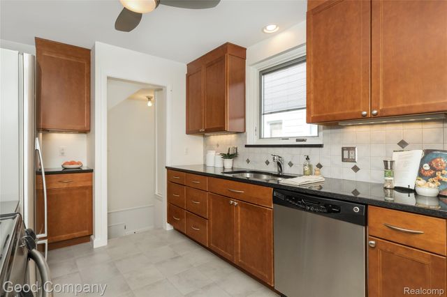 515 Potter Avenue, Royal Oak, MI 48067