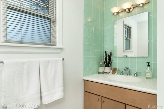 515 Potter Avenue, Royal Oak, MI 48067