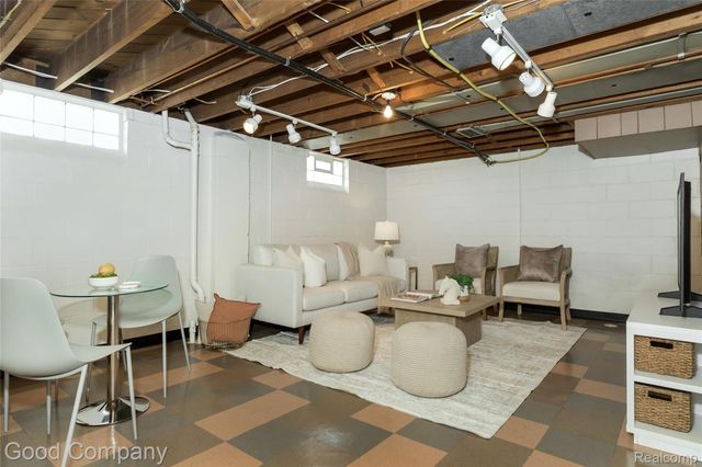 515 Potter Avenue, Royal Oak, MI 48067